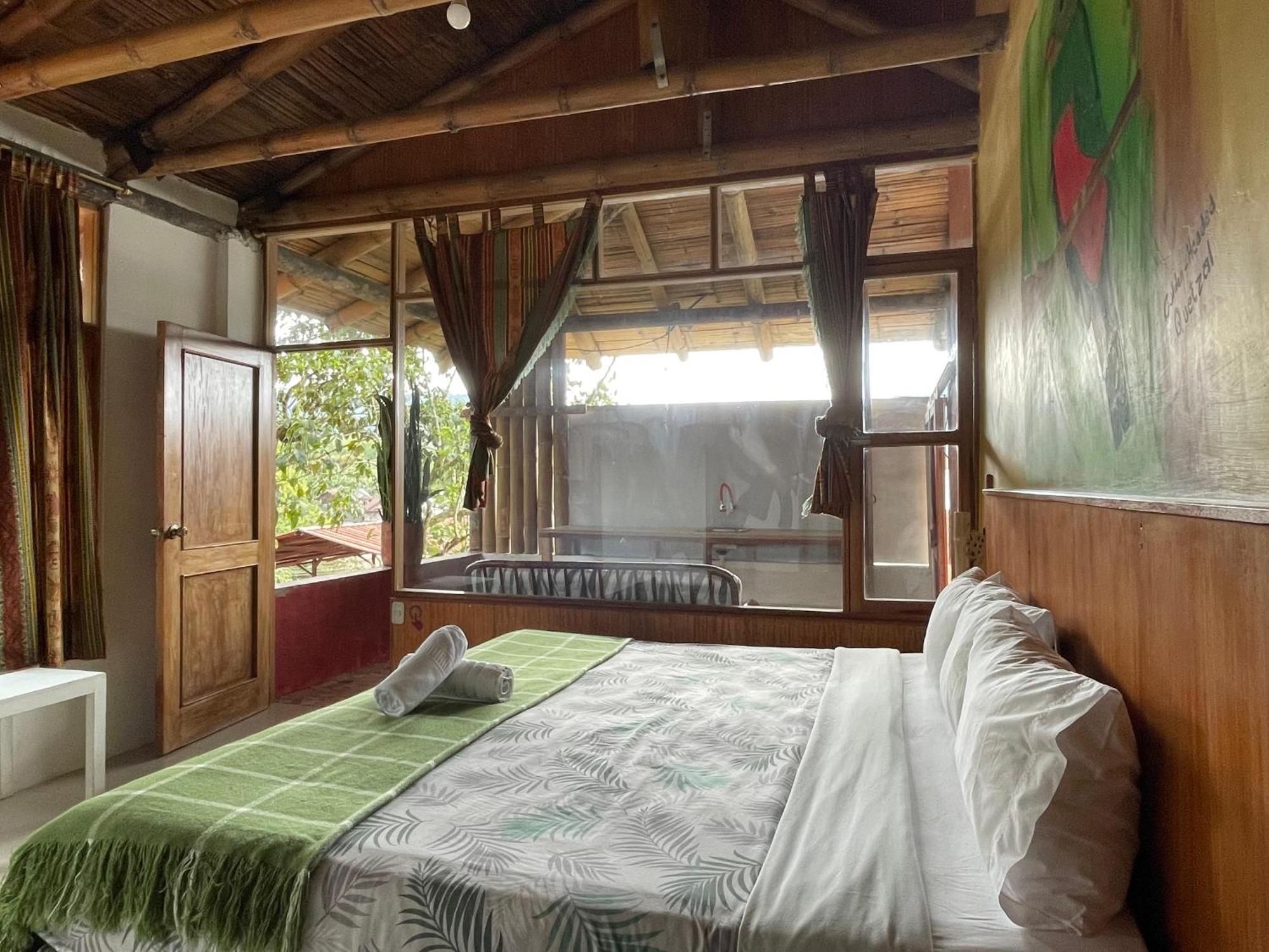 Biohostal Mindo Cloud Forest Экстерьер фото